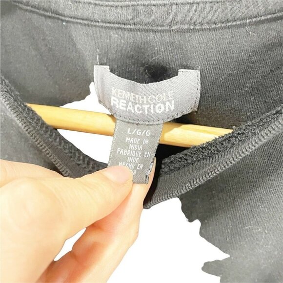 Kenneth Cole Reaction Black Short Sleeved Shirt Sz L Mesh Shoulders Logo - Picture 4 of 5